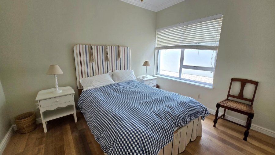 6 Bedroom Property for Sale in Franskraal Western Cape